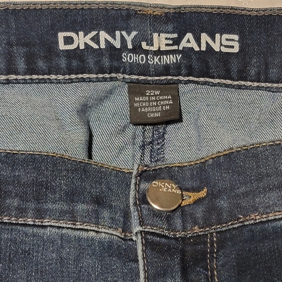 Pkus Size DKNY Soho Skinny Jeans - Picture 3 of 3